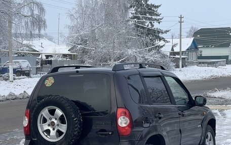 Chevrolet Niva I рестайлинг, 2010 год, 550 000 рублей, 4 фотография