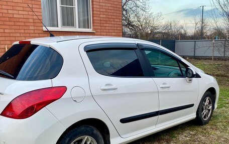 Peugeot 308 II, 2011 год, 575 000 рублей, 2 фотография