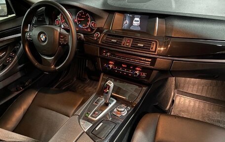 BMW 5 серия, 2016 год, 2 600 000 рублей, 3 фотография