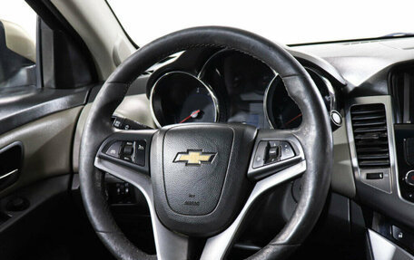 Chevrolet Cruze II, 2009 год, 768 000 рублей, 15 фотография