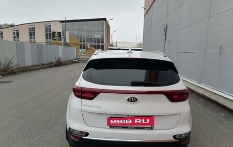 KIA Sportage IV рестайлинг, 2020 год, 3 000 000 рублей, 2 фотография