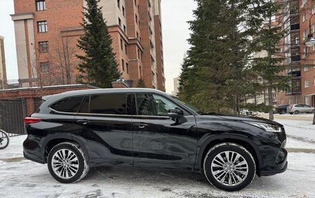 Toyota Highlander, 2024 год, 6 350 000 рублей, 6 фотография