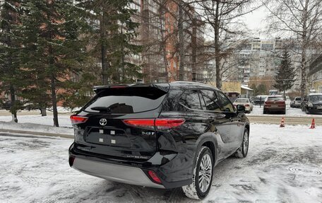 Toyota Highlander, 2024 год, 6 350 000 рублей, 5 фотография