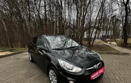 Hyundai Solaris II рестайлинг, 2012 год, 599 000 рублей, 4 фотография