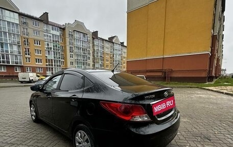 Hyundai Solaris II рестайлинг, 2012 год, 599 000 рублей, 3 фотография