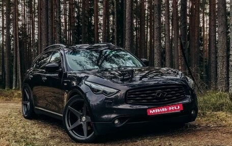 Infiniti FX II, 2009 год, 1 850 000 рублей, 13 фотография