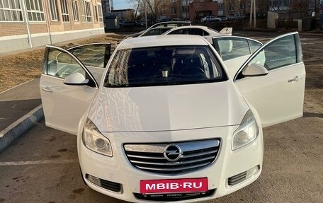 Opel Insignia II рестайлинг, 2010 год, 900 000 рублей, 8 фотография