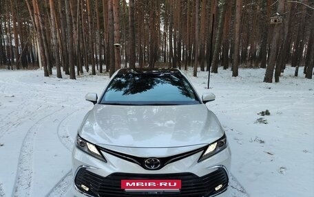 Toyota Camry, 2023 год, 4 200 000 рублей, 11 фотография