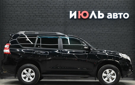 Toyota Land Cruiser Prado 150 рестайлинг 2, 2014 год, 3 995 000 рублей, 11 фотография