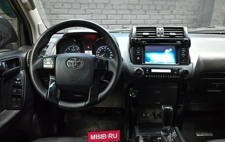 Toyota Land Cruiser Prado 150 рестайлинг 2, 2014 год, 3 995 000 рублей, 18 фотография