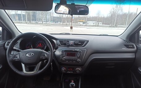 KIA Rio III рестайлинг, 2012 год, 1 050 000 рублей, 13 фотография