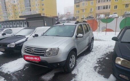 Renault Duster I рестайлинг, 2013 год, 820 000 рублей, 2 фотография