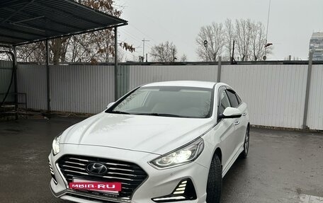 Hyundai Sonata VII, 2019 год, 1 800 000 рублей, 2 фотография