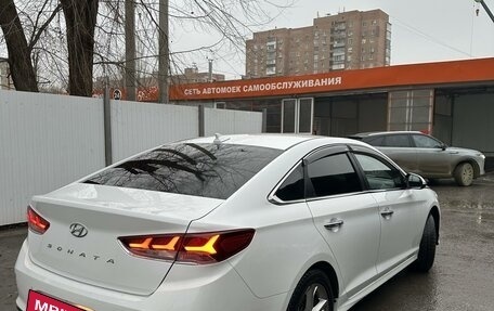 Hyundai Sonata VII, 2019 год, 1 800 000 рублей, 5 фотография