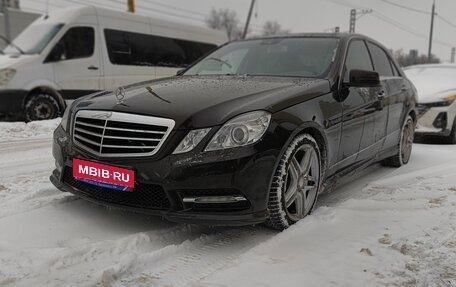 Mercedes-Benz E-Класс, 2011 год, 2 000 000 рублей, 1 фотография