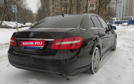 Mercedes-Benz E-Класс, 2011 год, 2 000 000 рублей, 5 фотография