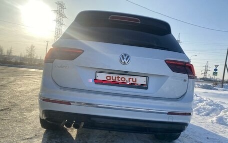 Volkswagen Tiguan II, 2017 год, 2 370 000 рублей, 3 фотография