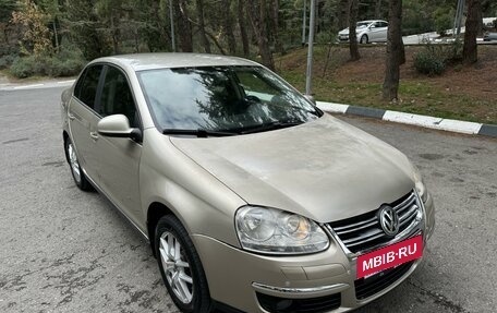 Volkswagen Jetta VI, 2008 год, 700 000 рублей, 3 фотография