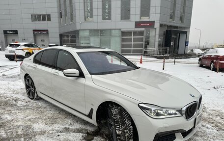 BMW 7 серия, 2016 год, 3 650 000 рублей, 2 фотография