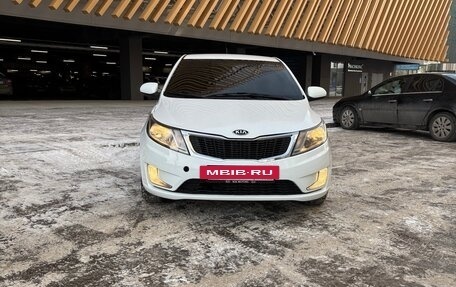 KIA Rio III рестайлинг, 2014 год, 800 000 рублей, 2 фотография