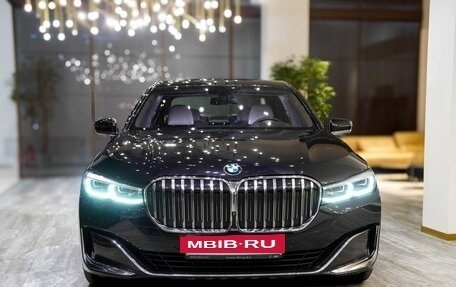 BMW 7 серия, 2021 год, 9 100 000 рублей, 2 фотография