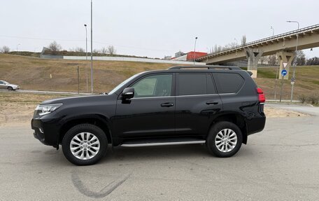 Toyota Land Cruiser Prado 150 рестайлинг 2, 2018 год, 5 300 000 рублей, 5 фотография