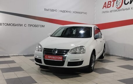 Volkswagen Jetta VI, 2010 год, 697 000 рублей, 3 фотография