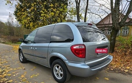 Chrysler Voyager IV, 2003 год, 1 000 000 рублей, 7 фотография