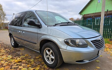 Chrysler Voyager IV, 2003 год, 1 000 000 рублей, 11 фотография