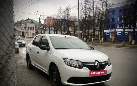 Renault Logan II, 2016 год, 750 000 рублей, 2 фотография