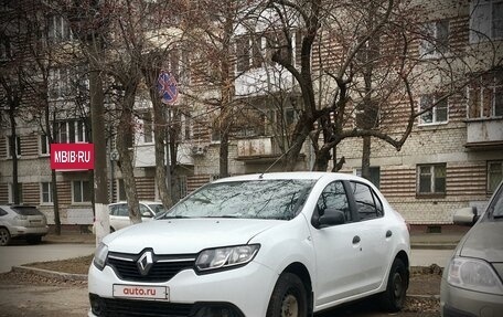 Renault Logan II, 2016 год, 750 000 рублей, 3 фотография