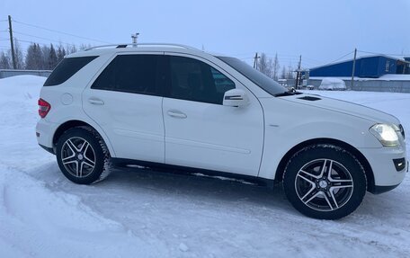 Mercedes-Benz M-Класс, 2011 год, 2 000 000 рублей, 4 фотография