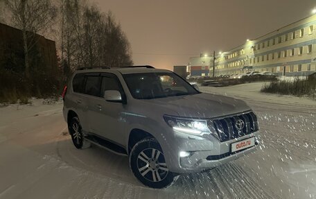 Toyota Land Cruiser Prado 150 рестайлинг 2, 2018 год, 5 000 000 рублей, 13 фотография