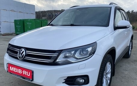 Volkswagen Tiguan I, 2011 год, 1 720 000 рублей, 1 фотография