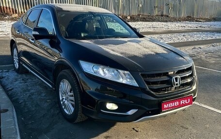 Honda Crosstour I рестайлинг, 2014 год, 1 800 000 рублей, 1 фотография