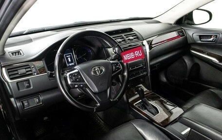 Toyota Camry, 2016 год, 1 800 000 рублей, 11 фотография