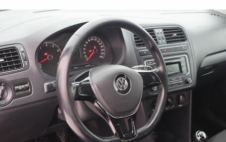 Volkswagen Polo VI (EU Market), 2015 год, 784 000 рублей, 6 фотография