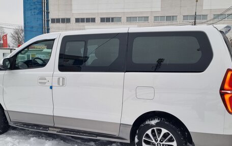 Hyundai Grand Starex Grand Starex I рестайлинг 2, 2020 год, 4 750 000 рублей, 18 фотография