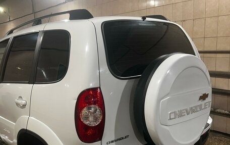 Chevrolet Niva I рестайлинг, 2014 год, 1 050 000 рублей, 21 фотография