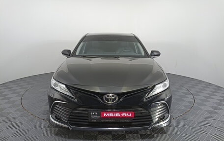 Toyota Camry, 2021 год, 3 550 000 рублей, 6 фотография