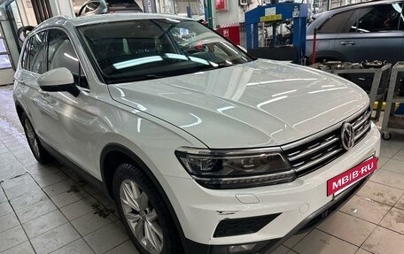 Volkswagen Tiguan II, 2017 год, 2 467 600 рублей, 25 фотография