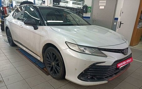 Toyota Camry, 2021 год, 3 897 000 рублей, 3 фотография