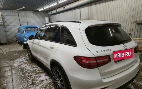 Mercedes-Benz GLC, 2016 год, 3 200 000 рублей, 14 фотография