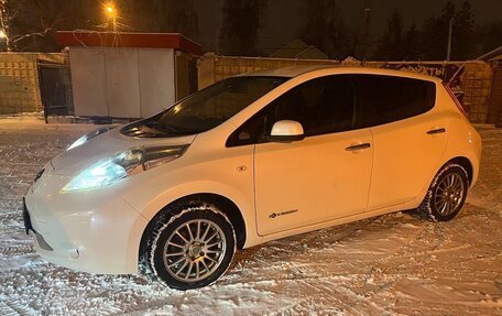 Nissan Leaf I, 2012 год, 1 230 000 рублей, 7 фотография