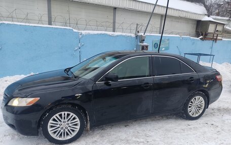 Toyota Camry, 2006 год, 850 000 рублей, 2 фотография