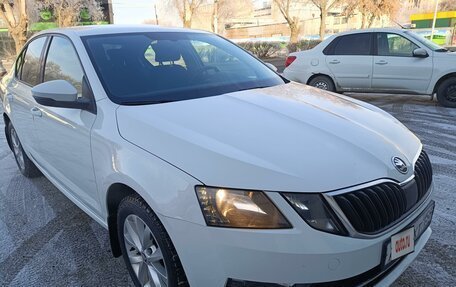 Skoda Octavia, 2017 год, 1 800 000 рублей, 2 фотография