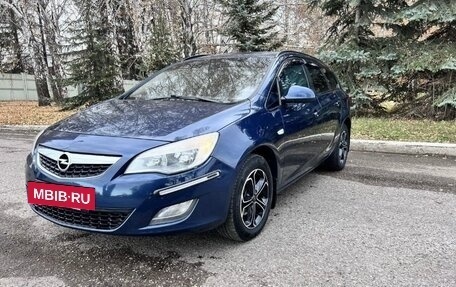 Opel Astra J, 2012 год, 750 000 рублей, 2 фотография