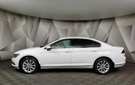 Volkswagen Passat B8 рестайлинг, 2015 год, 2 315 700 рублей, 5 фотография