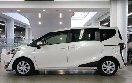 Toyota Sienta II, 2016 год, 1 170 000 рублей, 7 фотография