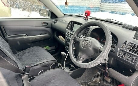 Toyota Probox I, 2006 год, 700 000 рублей, 11 фотография